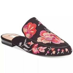 Closed Toe Black & Embroidered Rose Floral Mules Flats Slides Shoes 9